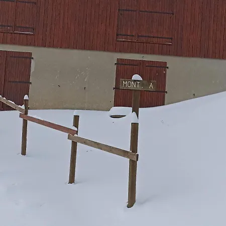 Les De Mel アパート *