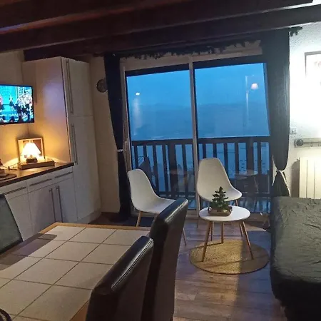 Les De Mel Apartment